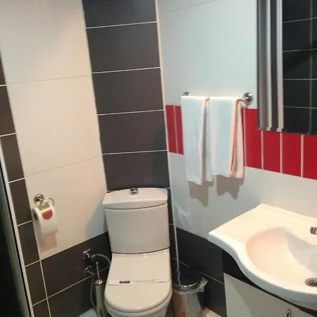 Elit Hotel Hotell 3*